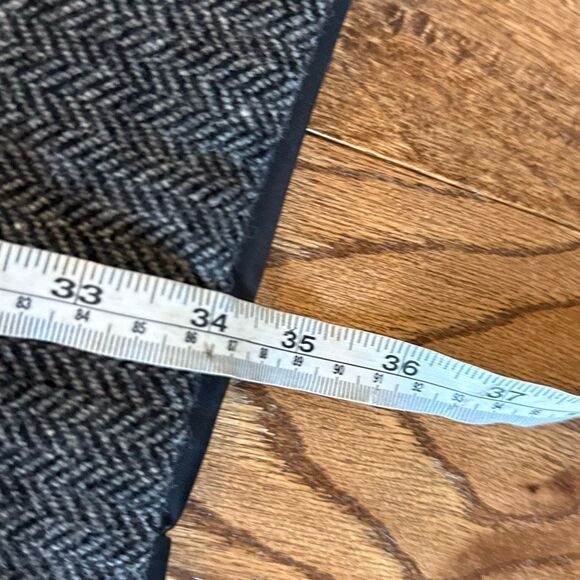 L.L. Bean Vintage 100% wool grey vneck sheath dress 8 - Picture 6 of 10